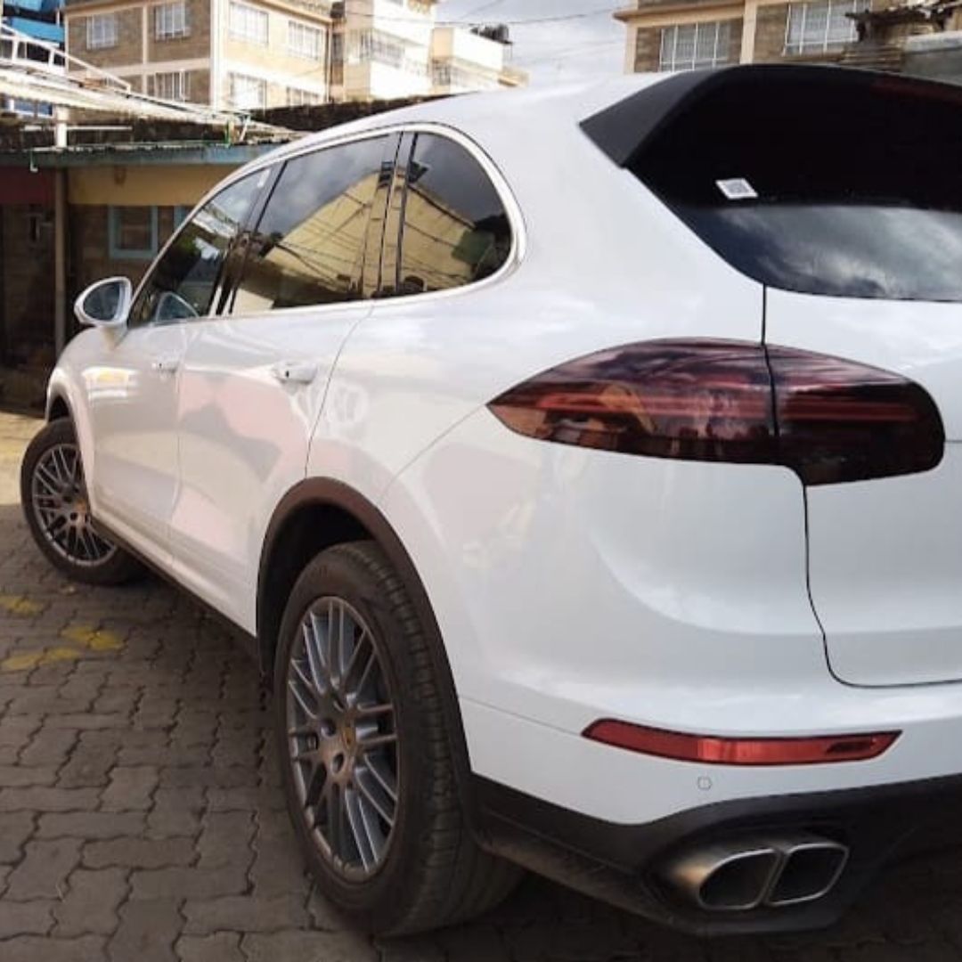 Uprise Window Tinting (3)